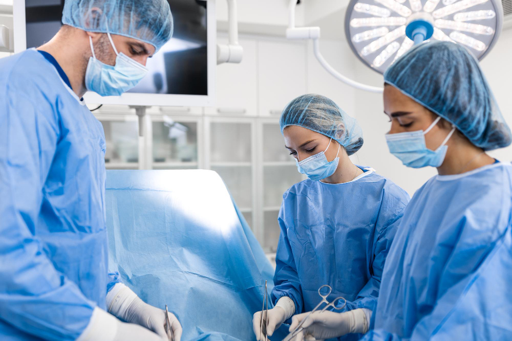 Curso prático de cirurgia íntima para médicos: aprenda com a mão na massa e saia preparado para atender com segurança